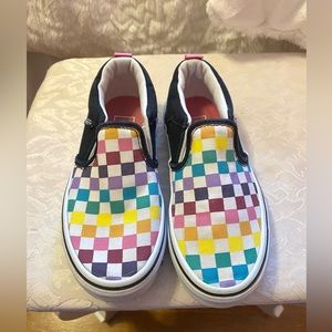 KIDS VANS RAINBOW CHECKERBOARD CLASSIC SLIP-ON SHOE SIZE 13